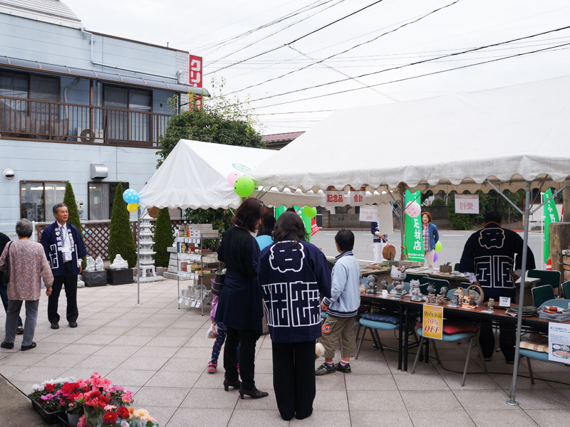 2013年10月19日～20日　小野石材店上野原営業所お客様感謝フェア　大盛況のうちに終了しました。