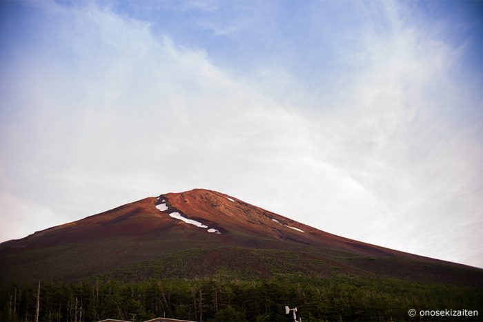 富士登山　小野石材店