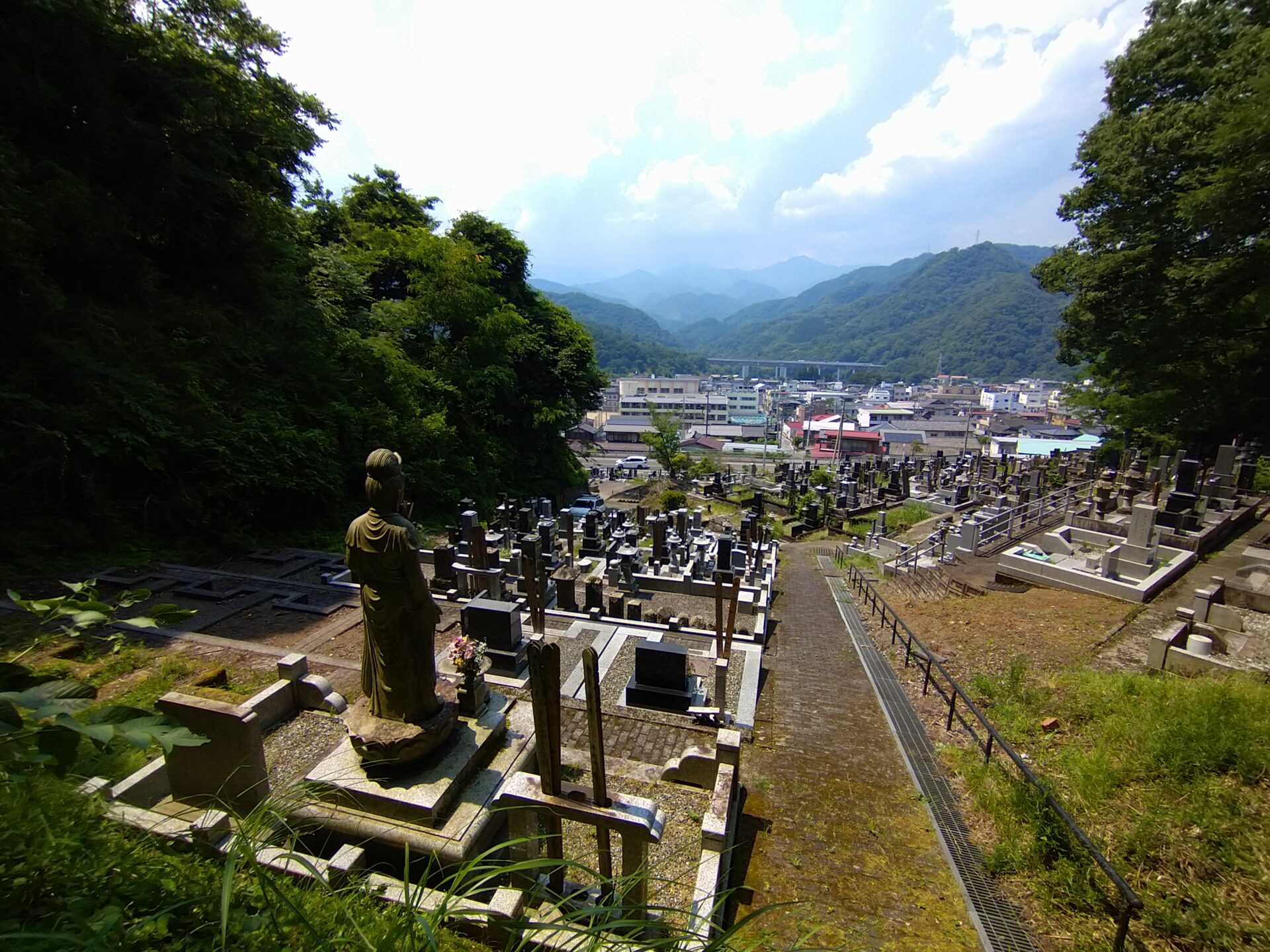 紫雲山　無辺寺