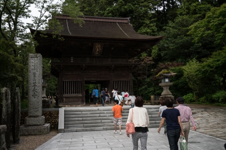 法多山尊永寺　万灯祭　［山梨 小野石材店］