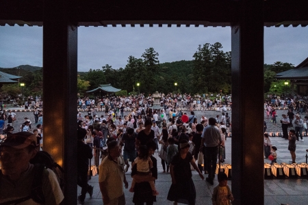 法多山尊永寺　万灯祭　［山梨 小野石材店］