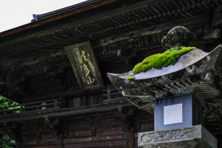 法多山尊永寺　万灯祭　［山梨 小野石材店］