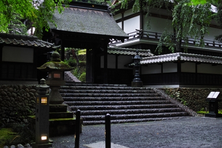 法多山尊永寺　万灯祭　［山梨 小野石材店］