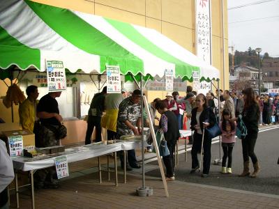 2011上野原商工祭・笹かまぼこ大安売り